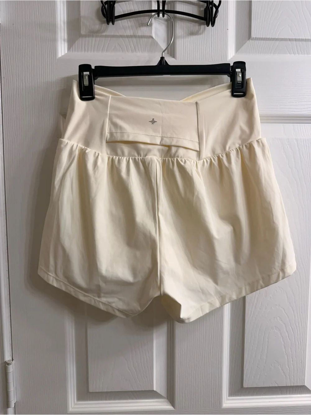 Halara Women's Cream Active Sk Shorts